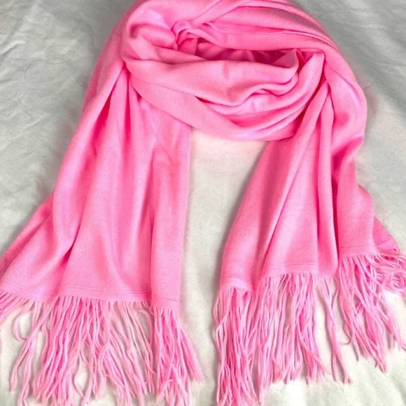 Buttery soft cashmere feel scarf with fringe Barbiecore Barbie pink bubblegum - Picture 6 of 8